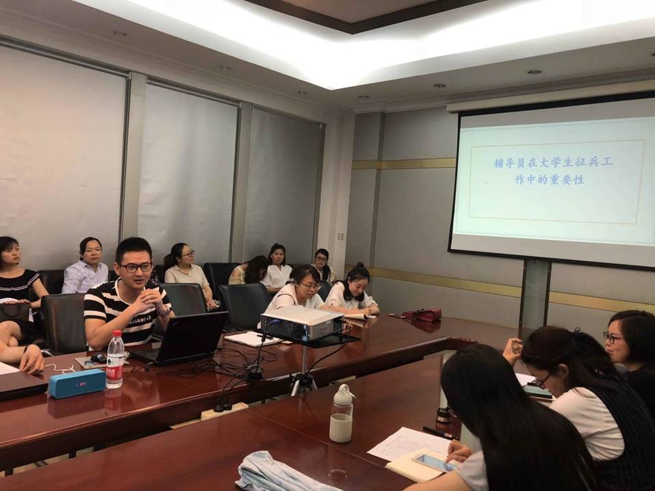 %MTU`P$)%MQ8335{8XE07XF